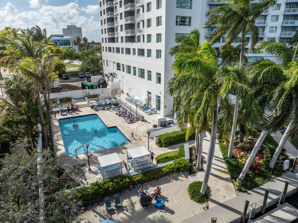 38-web-or-mls-2670 E Sunrise Blvd_aerial