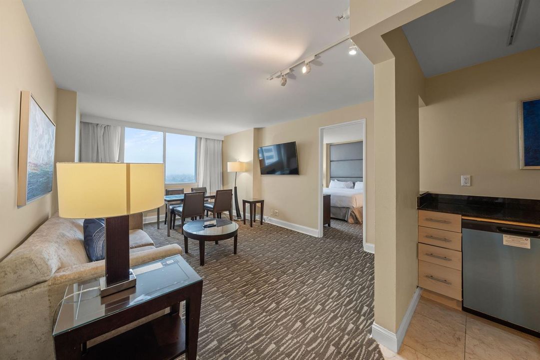 3-web-or-mls-2670 E Sunrise Blvd Unit 11