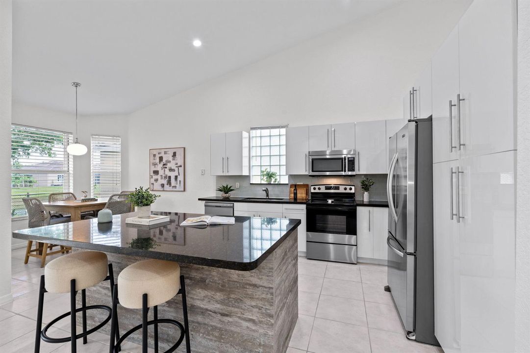 13-web-or-mls-A7406417