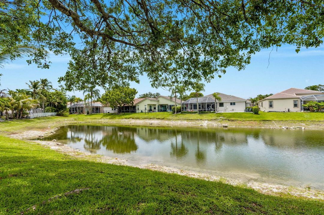 44-web-or-mls-A7408281
