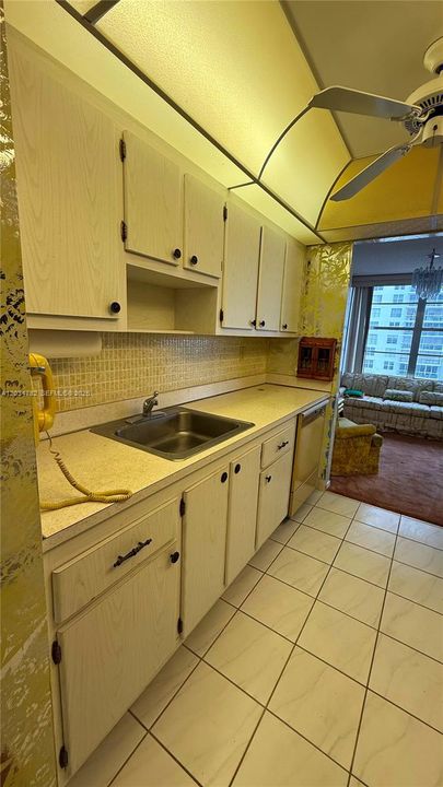En Venta: $299,000 (1 camas, 1 baños, 1104 Pies cuadrados)