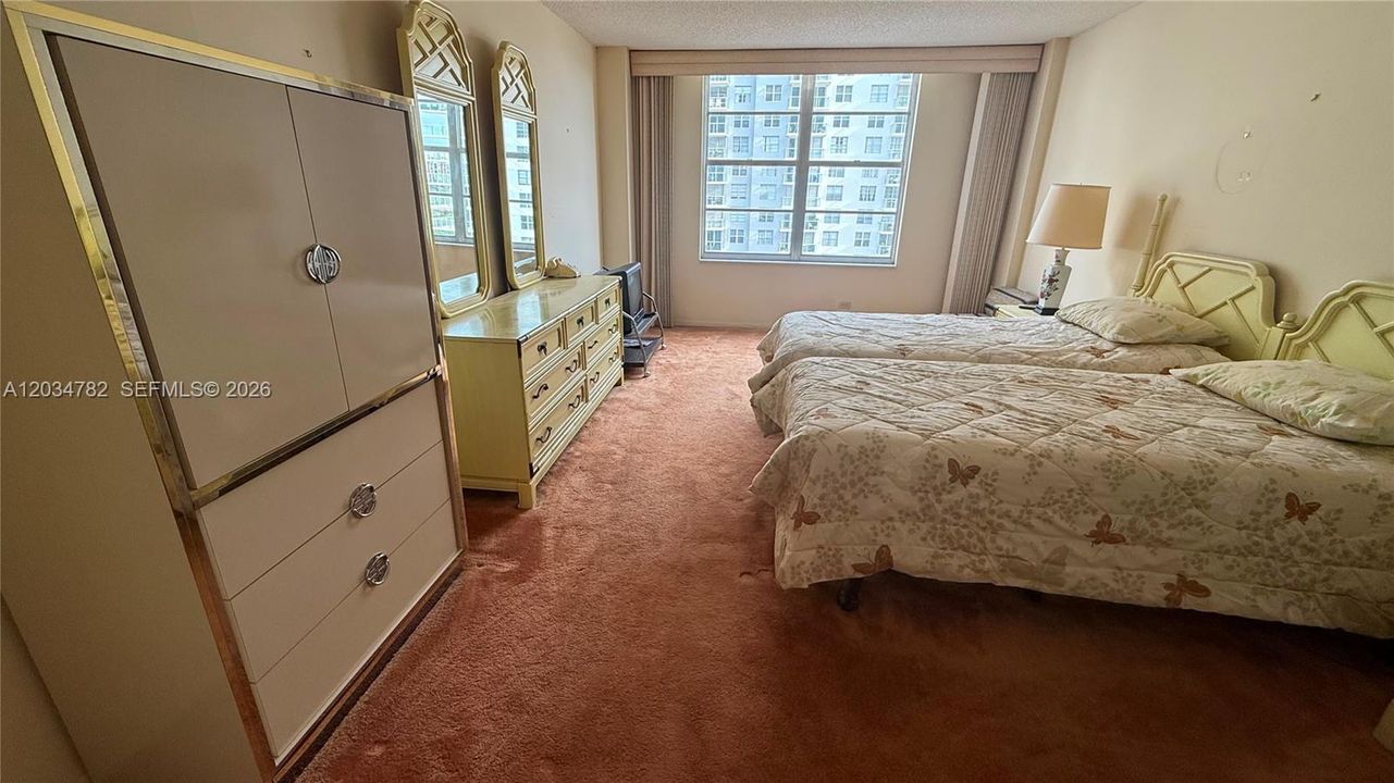 En Venta: $299,000 (1 camas, 1 baños, 1104 Pies cuadrados)