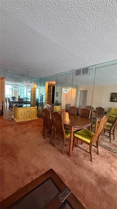 En Venta: $299,000 (1 camas, 1 baños, 1104 Pies cuadrados)