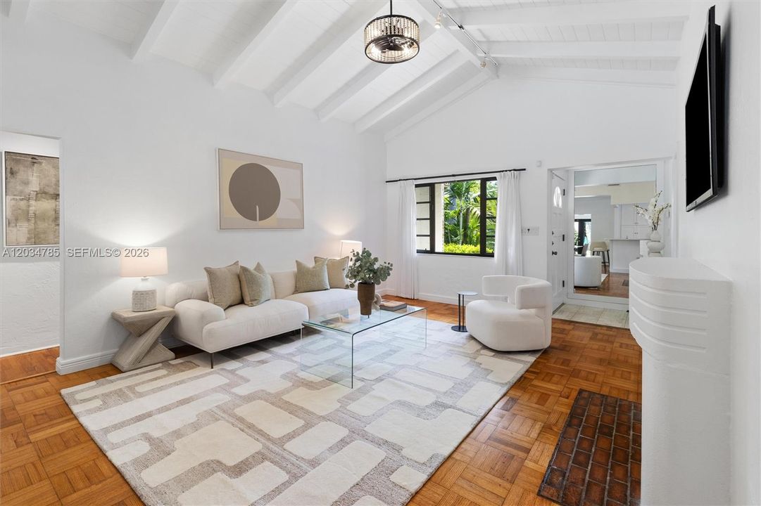 For Sale: $2,095,000 (4 beds, 2 baths, 1855 Square Feet)