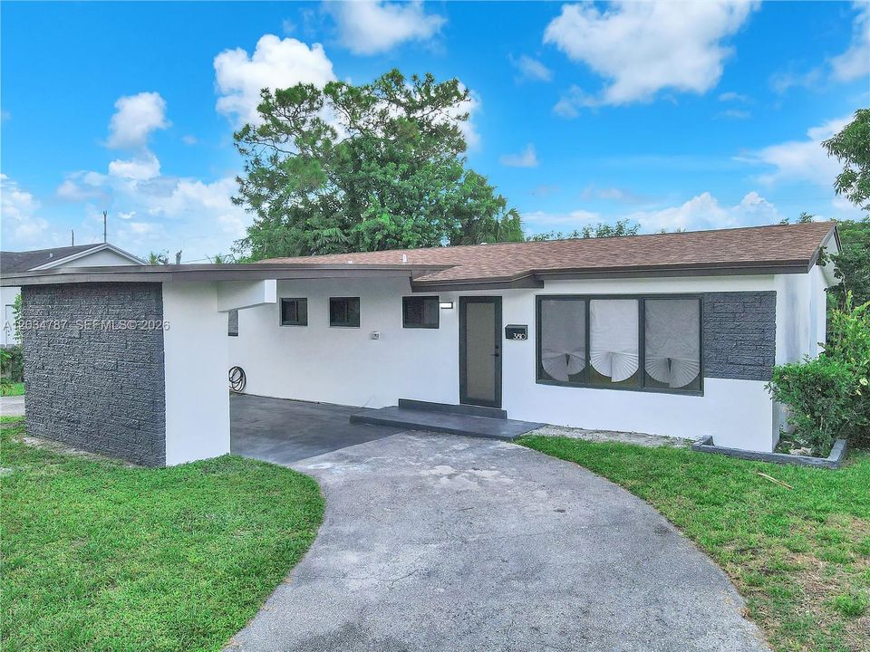 For Sale: $462,500 (3 beds, 2 baths, 1566 Square Feet)