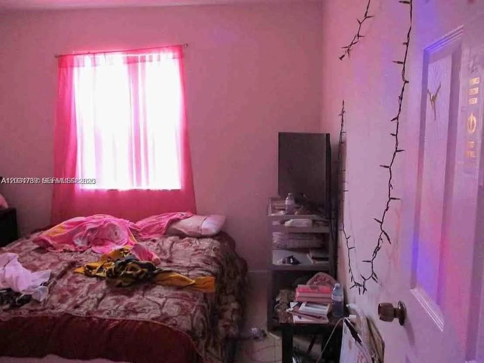 For Sale: $619,999 (0 beds, 0 baths, 2119 Square Feet)