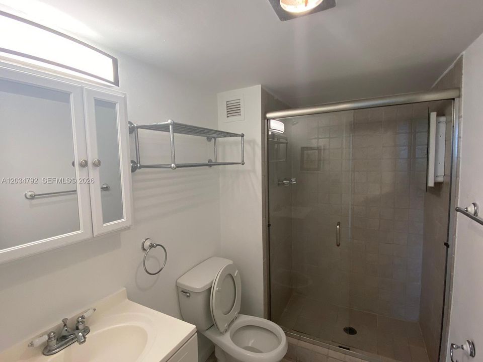 For Sale: $280,000 (2 beds, 2 baths, 1190 Square Feet)