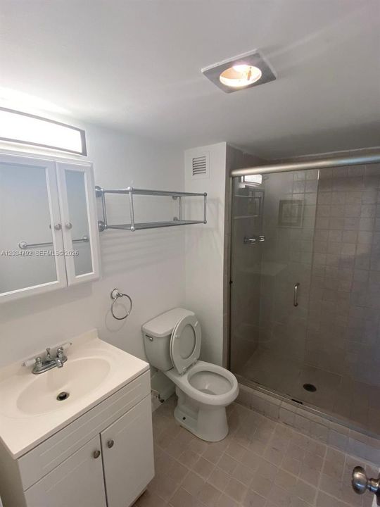For Sale: $280,000 (2 beds, 2 baths, 1190 Square Feet)