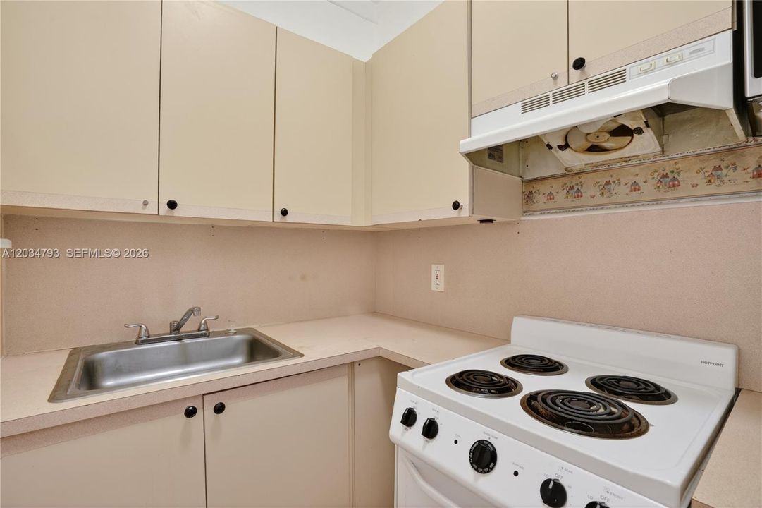 В аренду: $1,850 (1 спален, 1 ванн, 660 Квадратных фут)