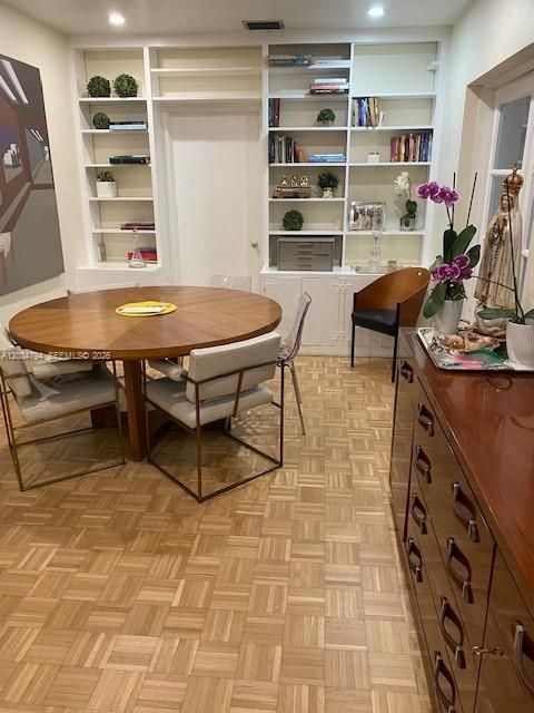 En Renta: $3,950 (3 camas, 2 baños, 1748 Pies cuadrados)