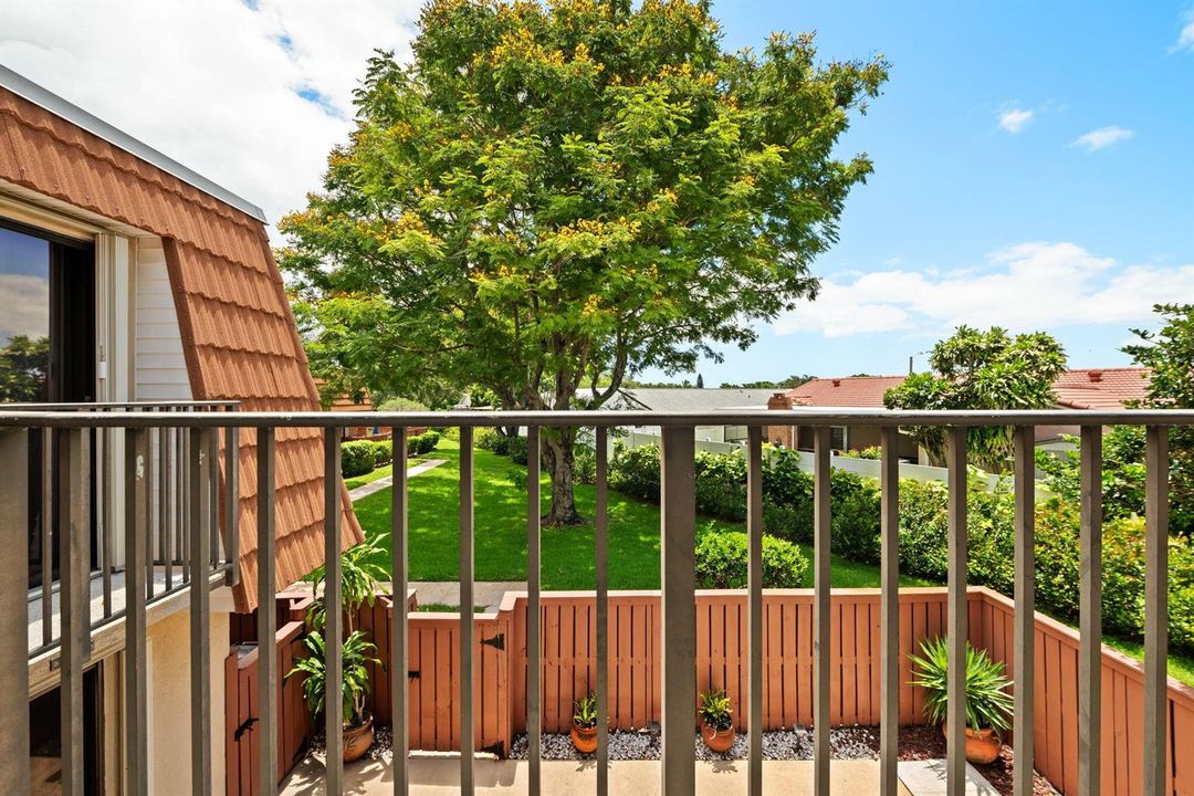 24-web-or-mls-2874-waterford-dr-s