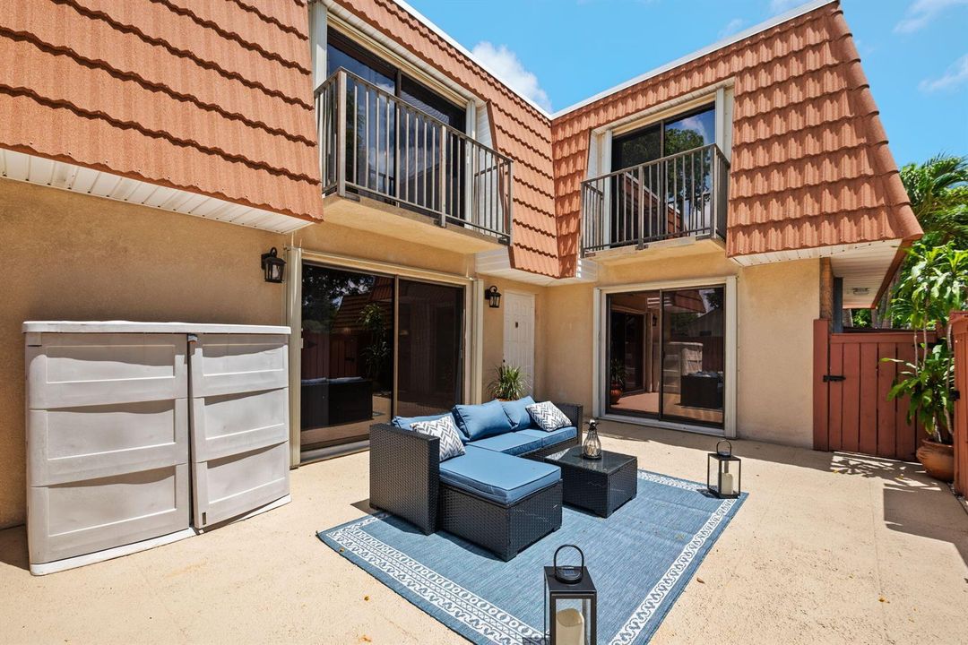 4-web-or-mls-2874-waterford-dr-s