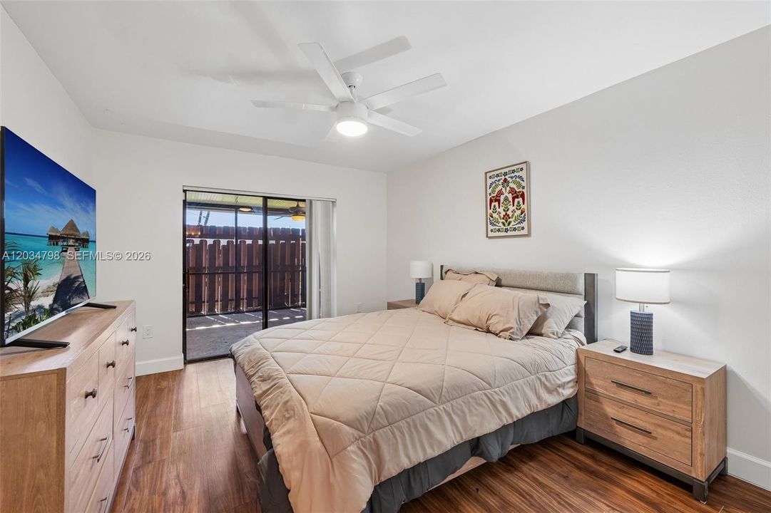 For Sale: $210,000 (2 beds, 2 baths, 1197 Square Feet)