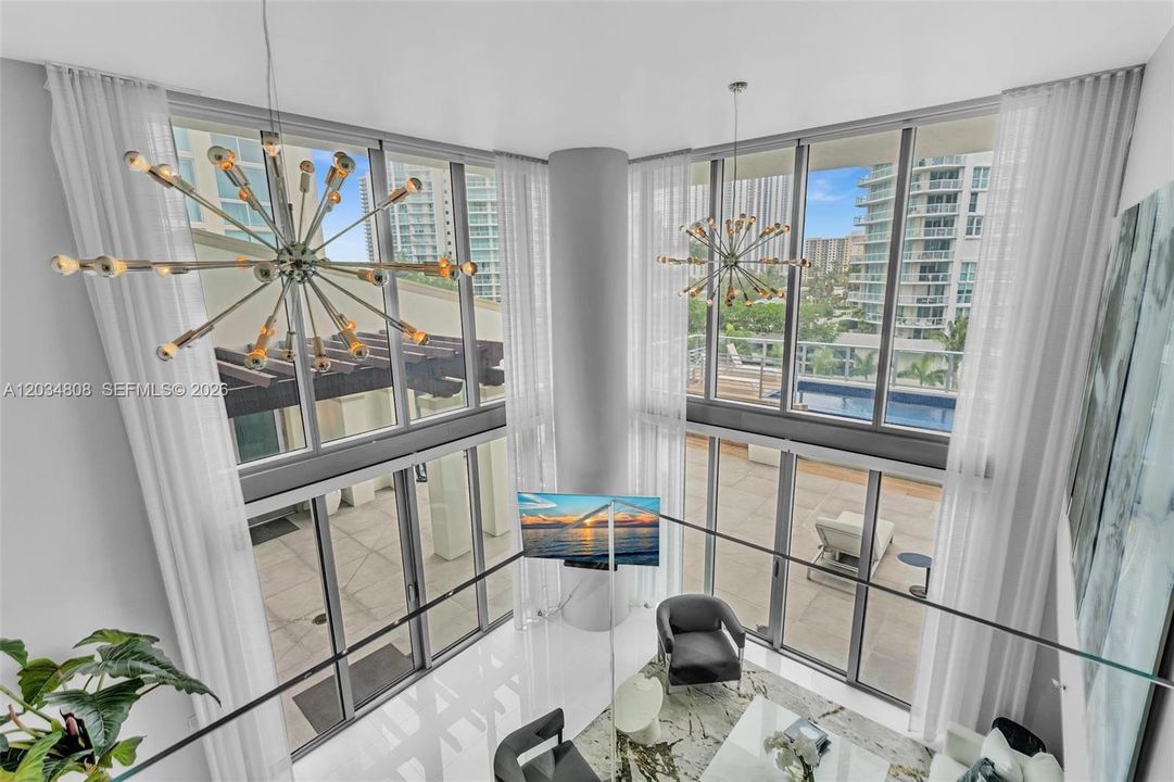 For Sale: $4,850,000 (6 beds, 5 baths, 4650 Square Feet)