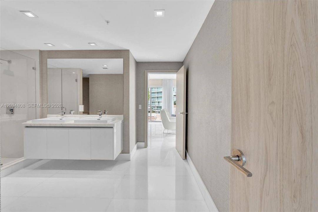 GUEST HOUSE