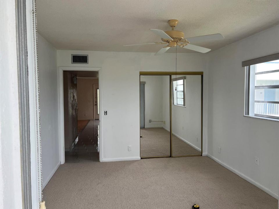 Second bedroom