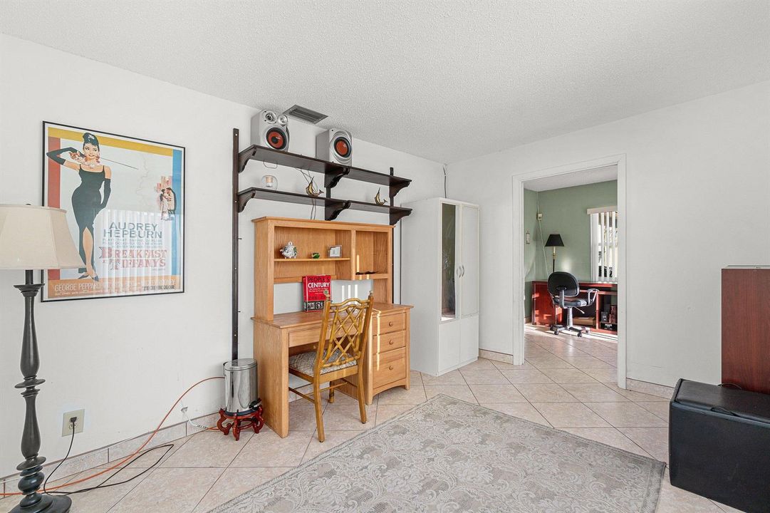 023-13297ViaVulcanus-B-DelrayBeach-FL-3