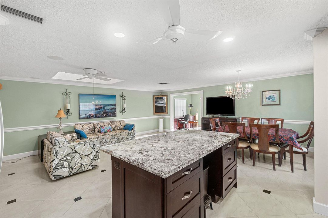 019-13297ViaVulcanus-B-DelrayBeach-FL-3