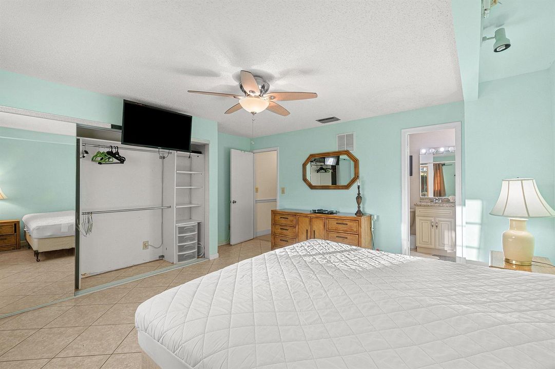 029-13297ViaVulcanus-B-DelrayBeach-FL-3