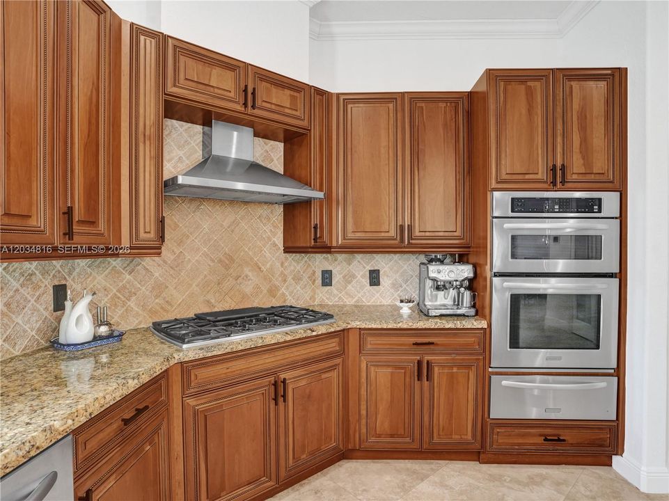 В аренду: $15,500 (4 спален, 4 ванн, 4711 Квадратных фут)