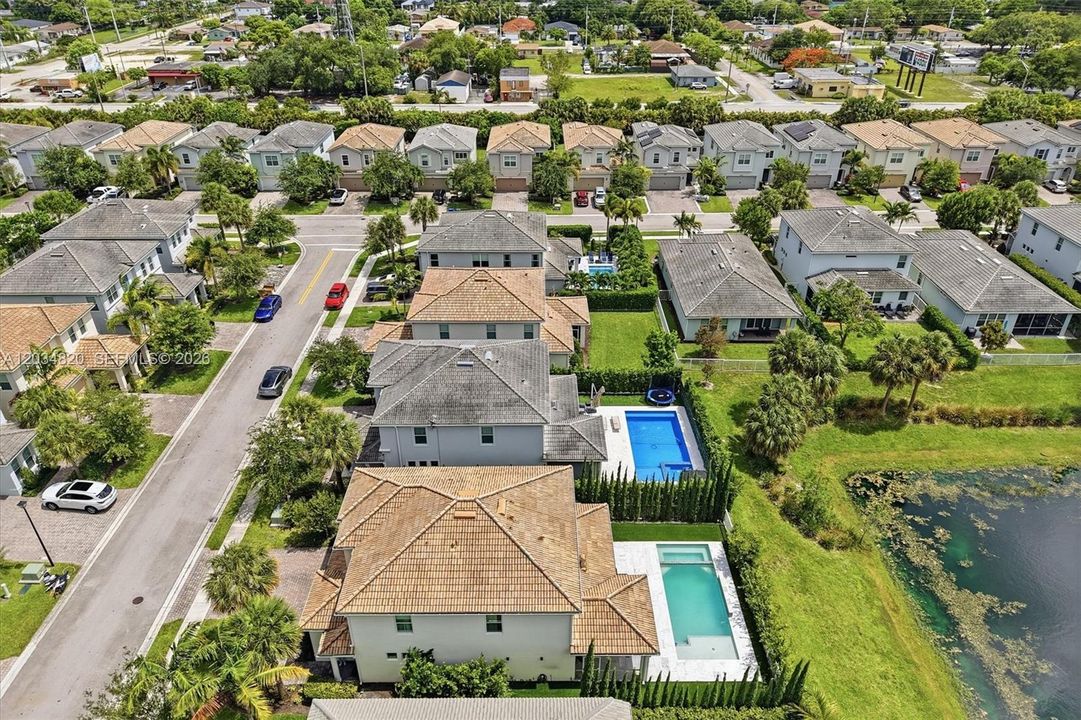 For Sale: $1,061,500 (4 beds, 2 baths, 2502 Square Feet)