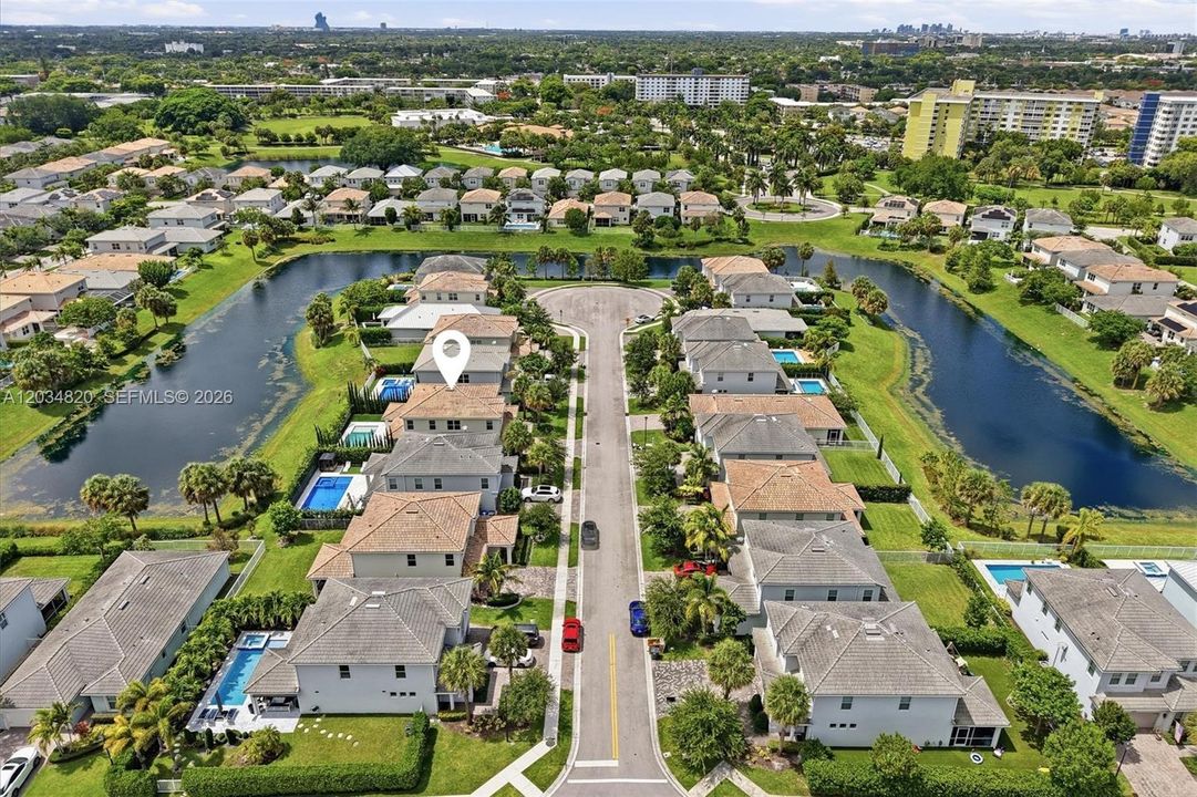 For Sale: $1,061,500 (4 beds, 2 baths, 2502 Square Feet)