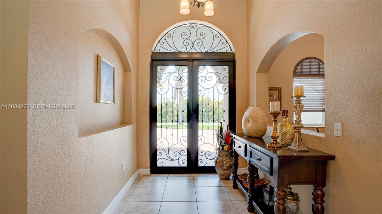 For Sale: $2,300,000 (5 beds, 4 baths, 3791 Square Feet)