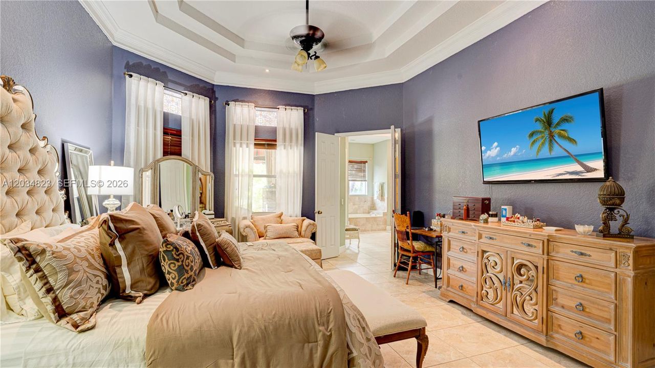 For Sale: $2,300,000 (5 beds, 4 baths, 3791 Square Feet)