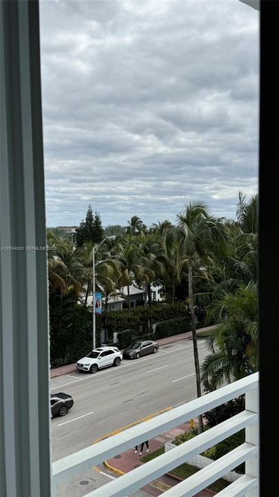For Rent: $3,200 (2 beds, 2 baths, 1020 Square Feet)