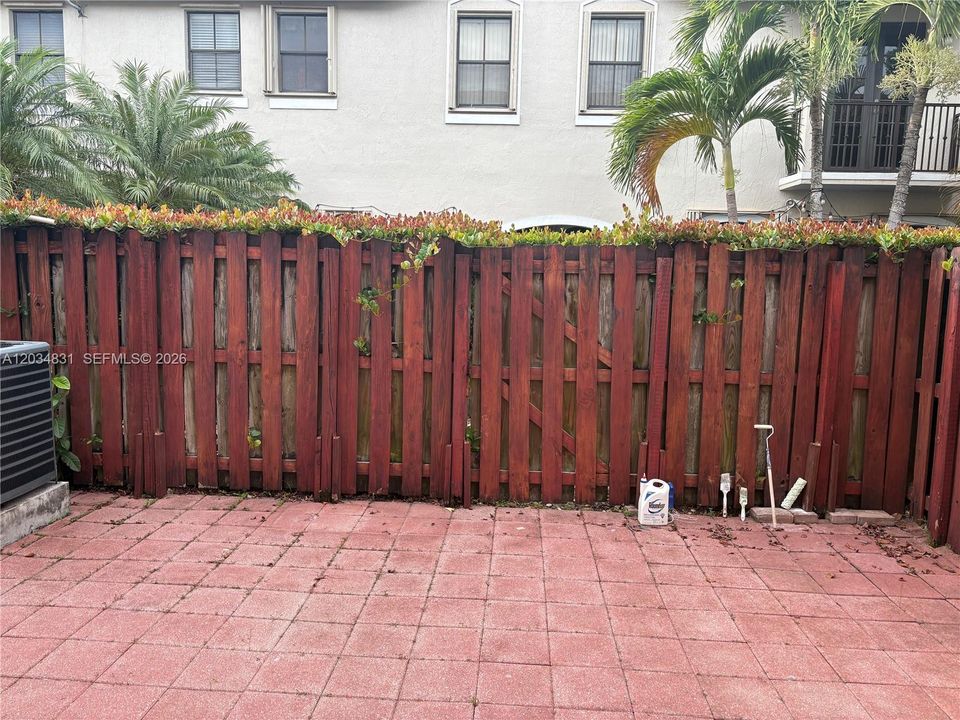 For Rent: $3,700 (3 beds, 2 baths, 1854 Square Feet)
