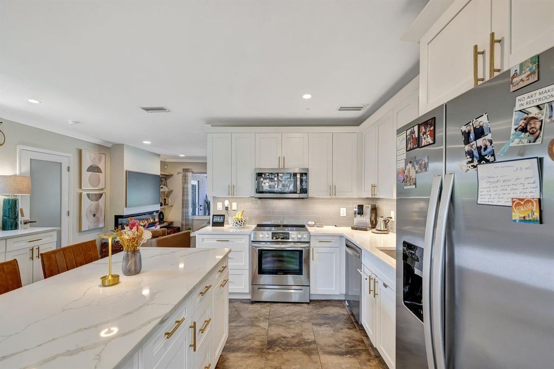 KITCHEN 4