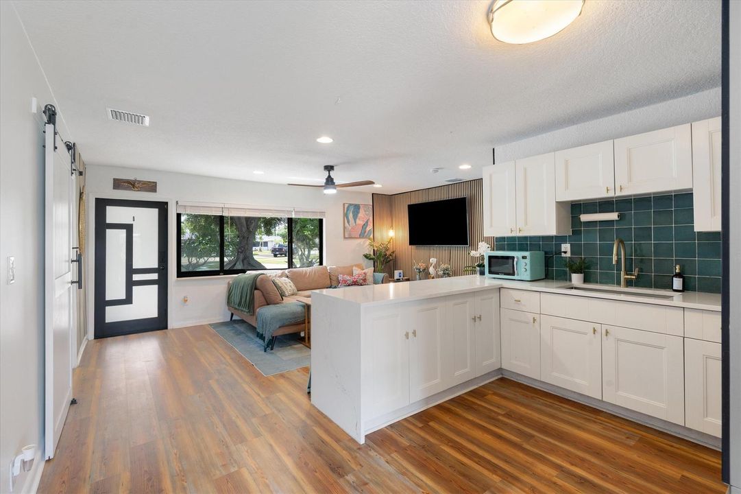 12-2147 NE 13th Terr Pompano Beach, FL-1