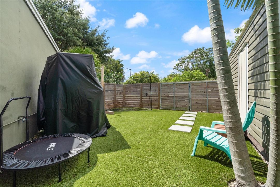 26-2147 NE 13th Terr Pompano Beach, FL-1