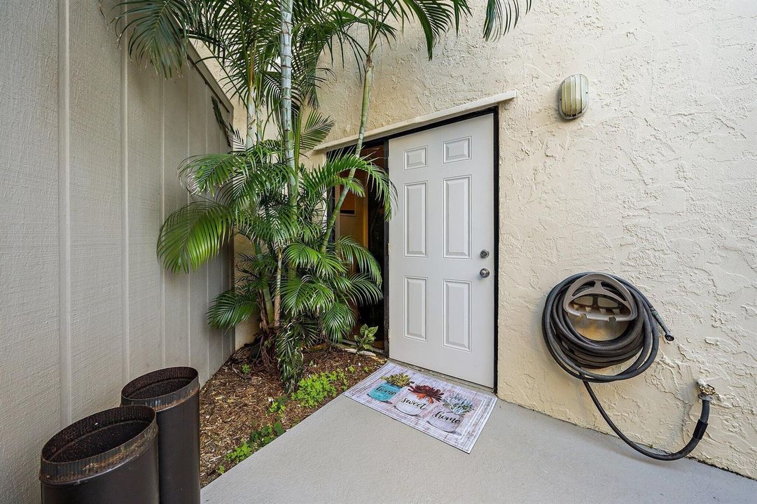 009-1605SUSHighway1SL5A-Jupiter-FL-SMALL