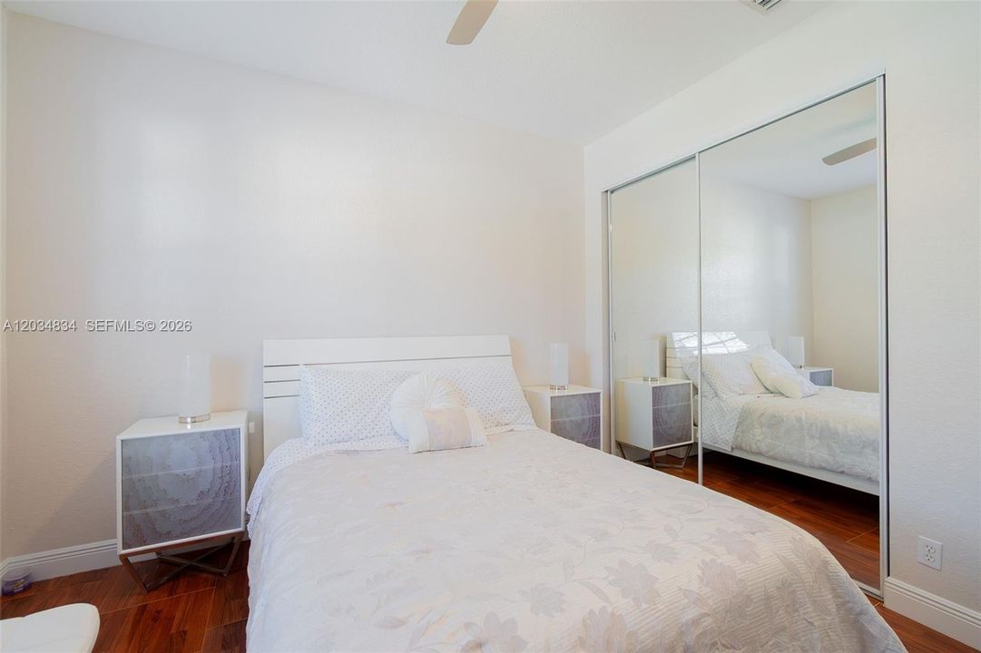 For Rent: $3,500 (3 beds, 2 baths, 1984 Square Feet)