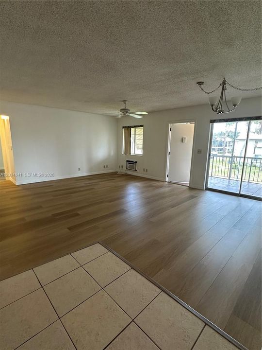 For Rent: $1,385 (1 beds, 1 baths, 780 Square Feet)