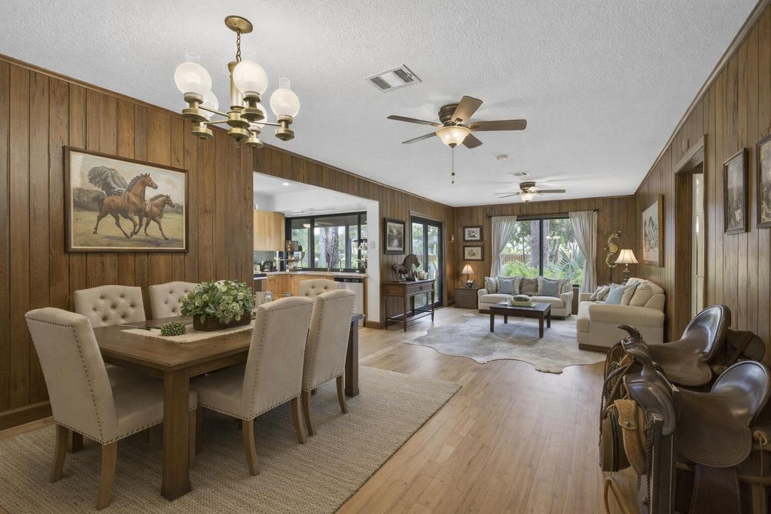 Family room/Dining