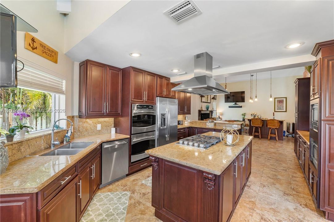 For Sale: $2,399,000 (5 beds, 3 baths, 3582 Square Feet)