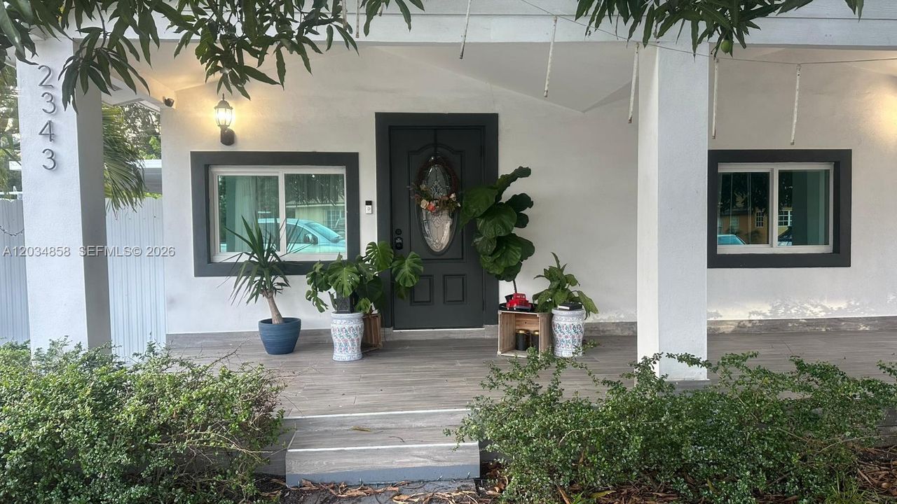 For Sale: $552,828 (3 beds, 2 baths, 1248 Square Feet)