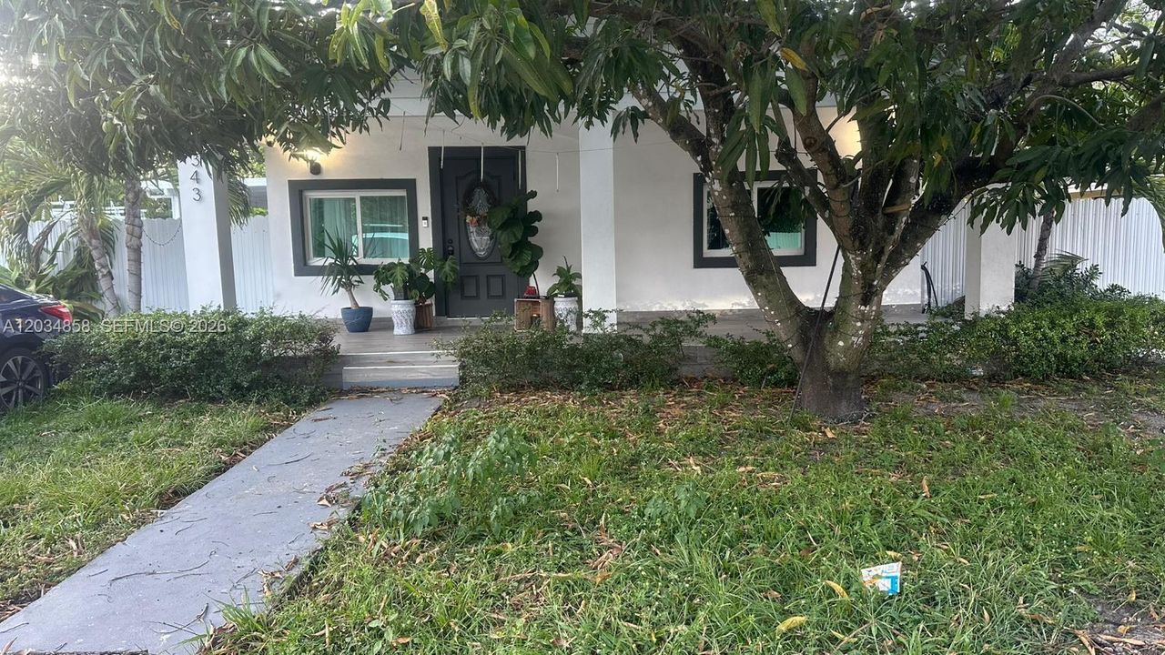 For Sale: $552,828 (3 beds, 2 baths, 1248 Square Feet)
