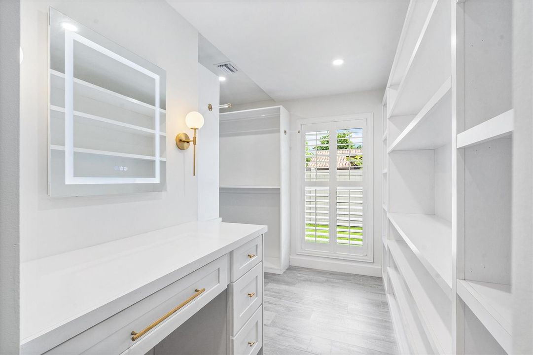 27-2069 SW 7th Ct Boca Raton, FL-228