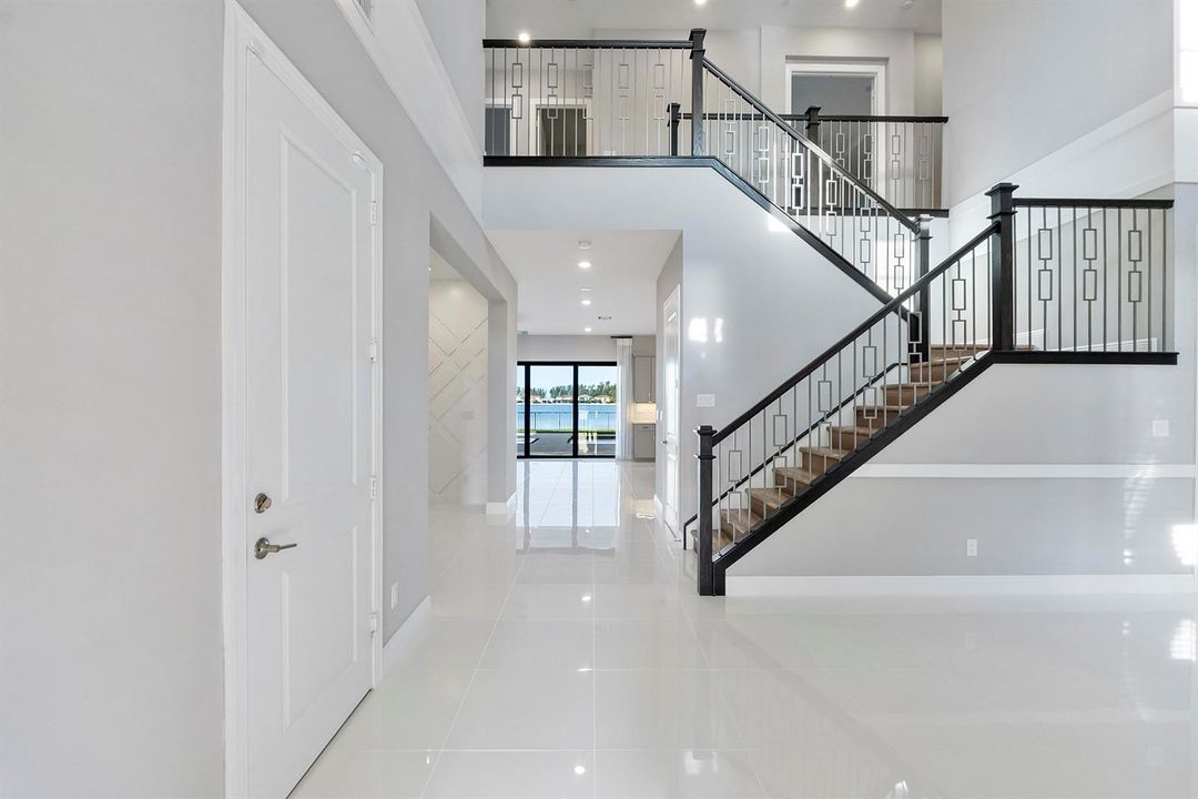 8685 Parkland Bay Dr_019