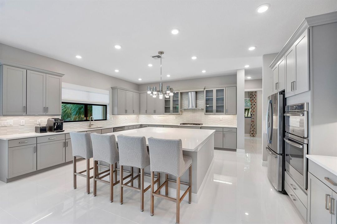 8685 Parkland Bay Dr_033