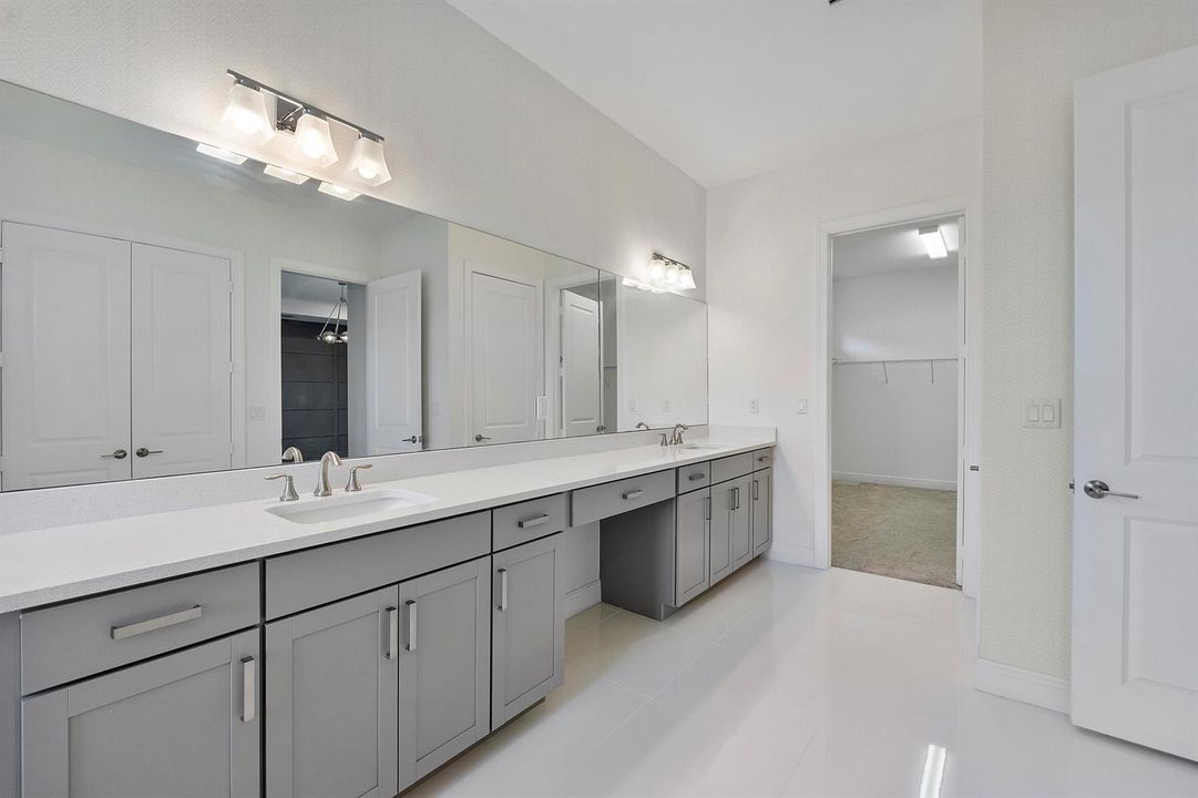 8685 Parkland Bay Dr_060