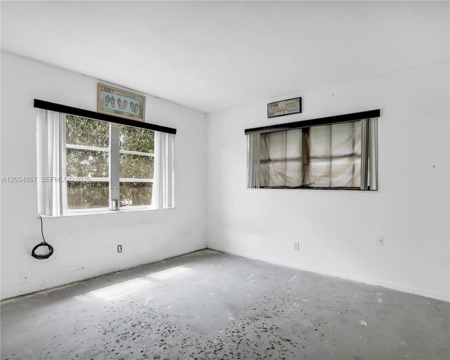 2ND BEDROOM