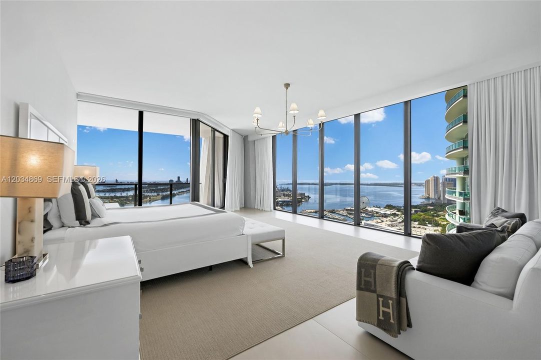 For Sale: $6,700,000 (4 beds, 5 baths, 4600 Square Feet)