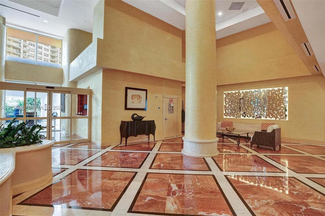 For Sale: $575,000 (2 beds, 2 baths, 1800 Square Feet)