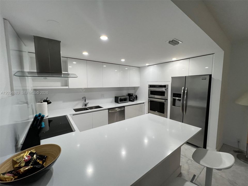 For Rent: $7,000 (2 beds, 2 baths, 1600 Square Feet)