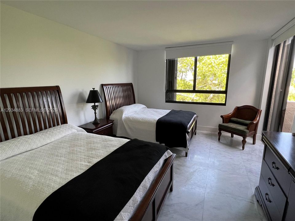 For Rent: $7,000 (2 beds, 2 baths, 1600 Square Feet)