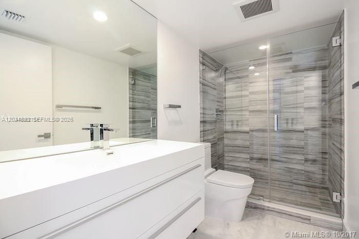 For Rent: $7,000 (2 beds, 2 baths, 1600 Square Feet)